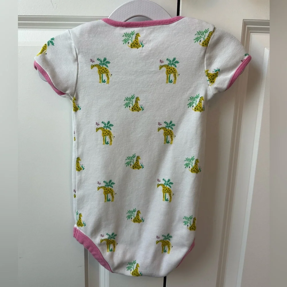 Baby Boden Giraffe Onesie (Size 18-24 Months)